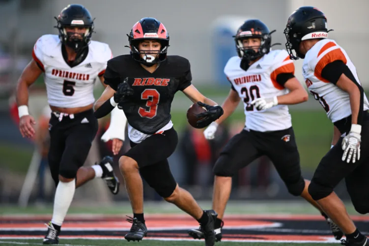 Mineral Ridge overpowers Springfield to stay unbeaten